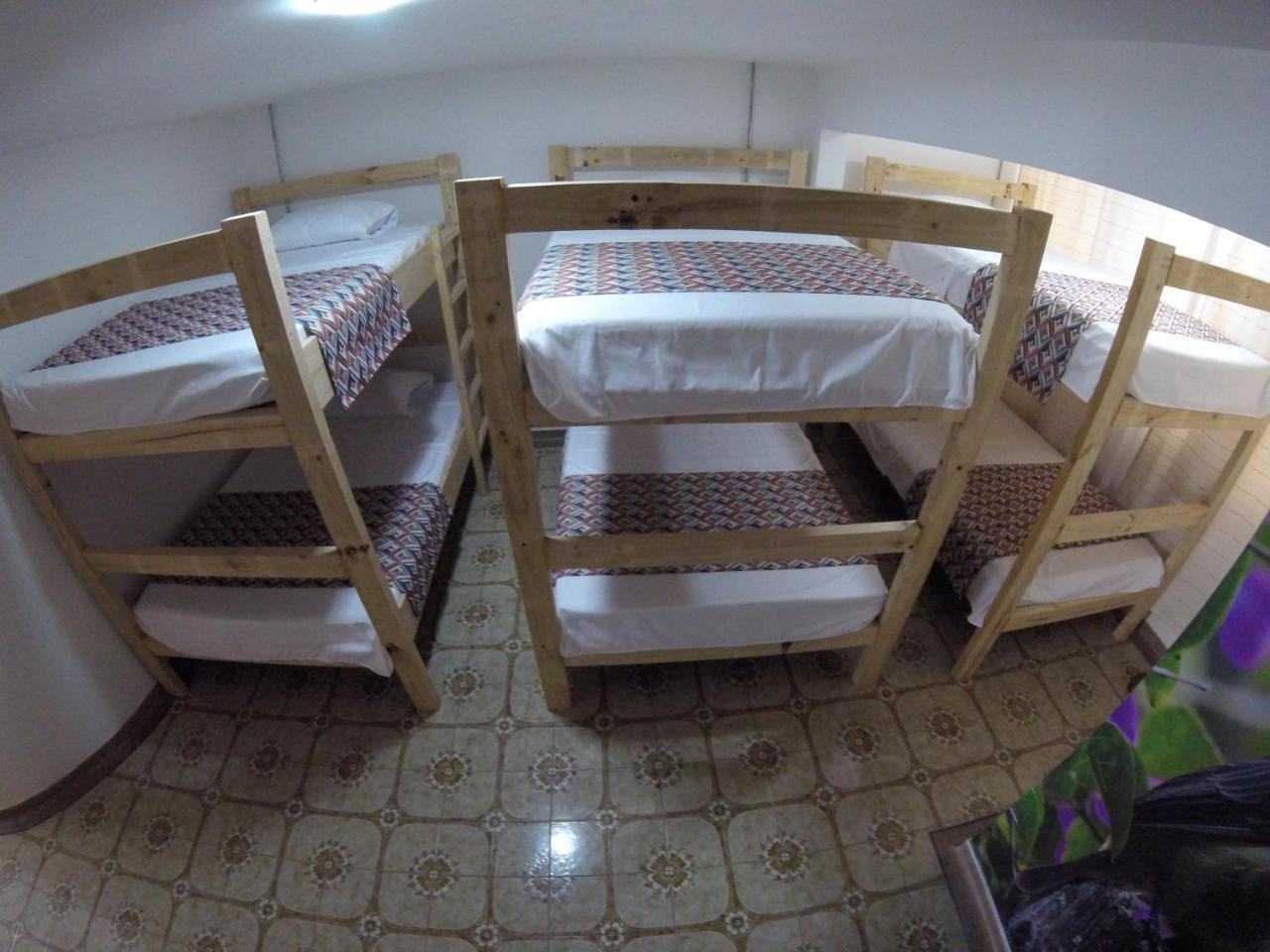 La Otra Mitad Hostel Armenia  Esterno foto