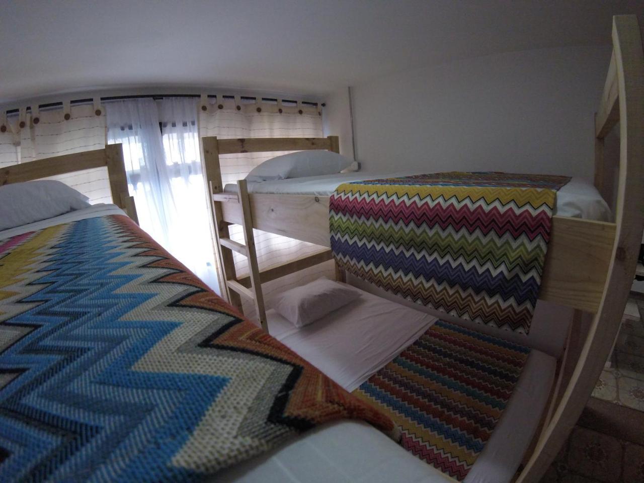 La Otra Mitad Hostel Armenia  Esterno foto
